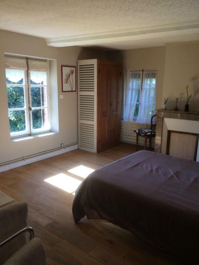 La Ferme Des Vignes Bed & Breakfast Hotot-en-Auge Exterior photo